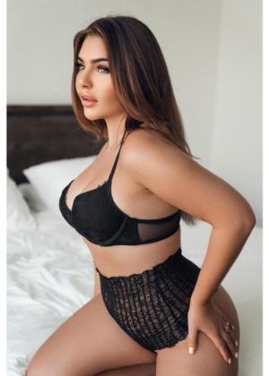 Russian escorts in Delhi